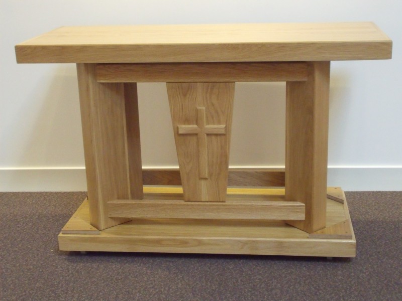 Greenwich Altar Table